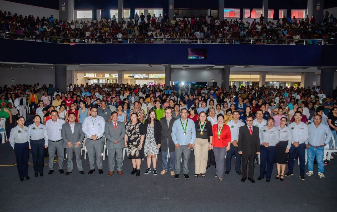 Comunidad participando en procesos de educación, ciencia e innovación
